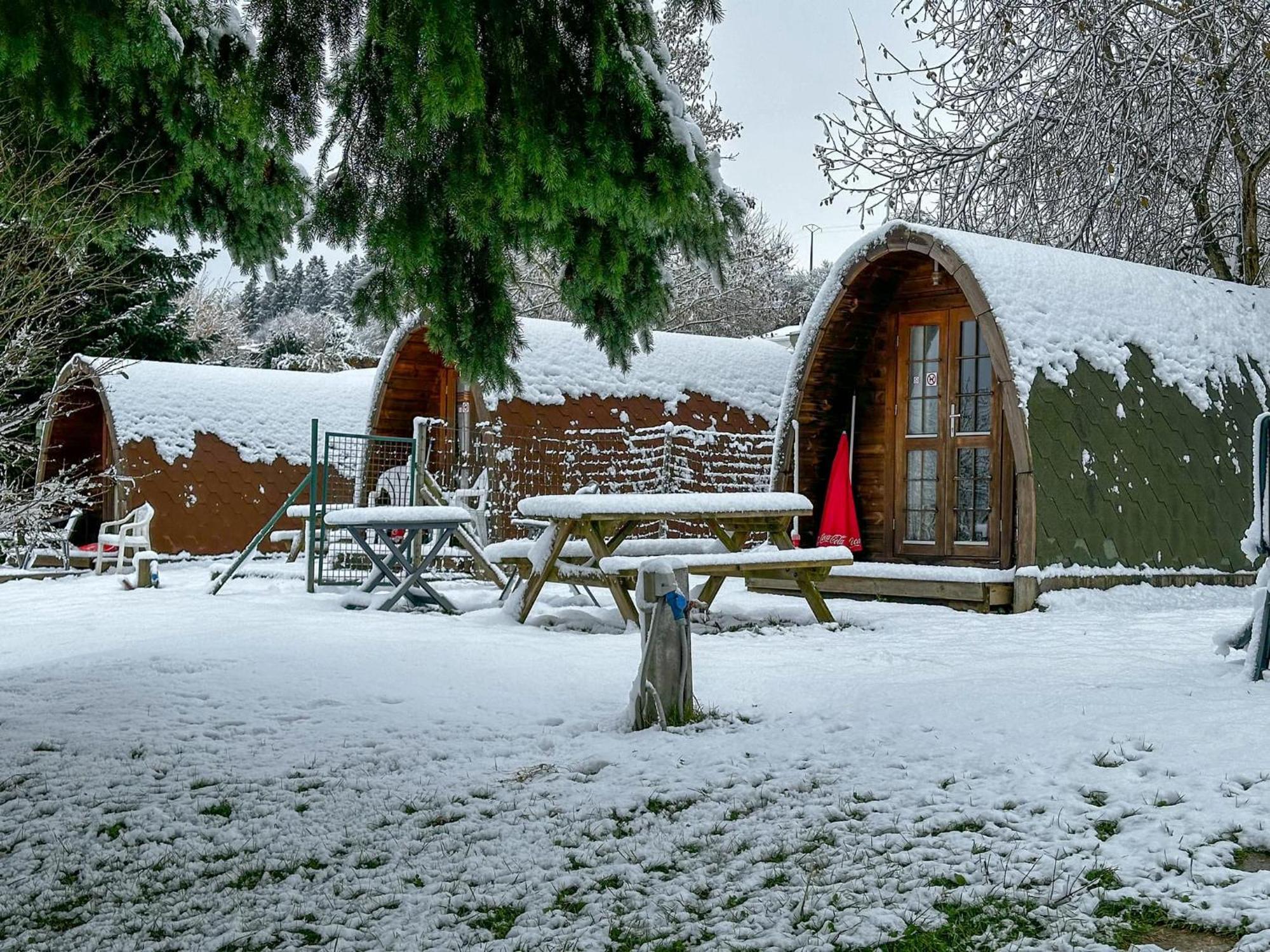 Camping Le Pommier Rustique Yvoir Εξωτερικό φωτογραφία